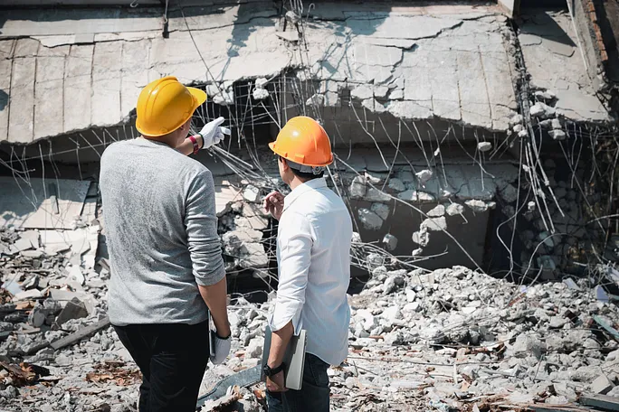 Wesclow Demolition Contractor | When to Hire a Concrete Demolition Contractor for Safe Concrete Removal